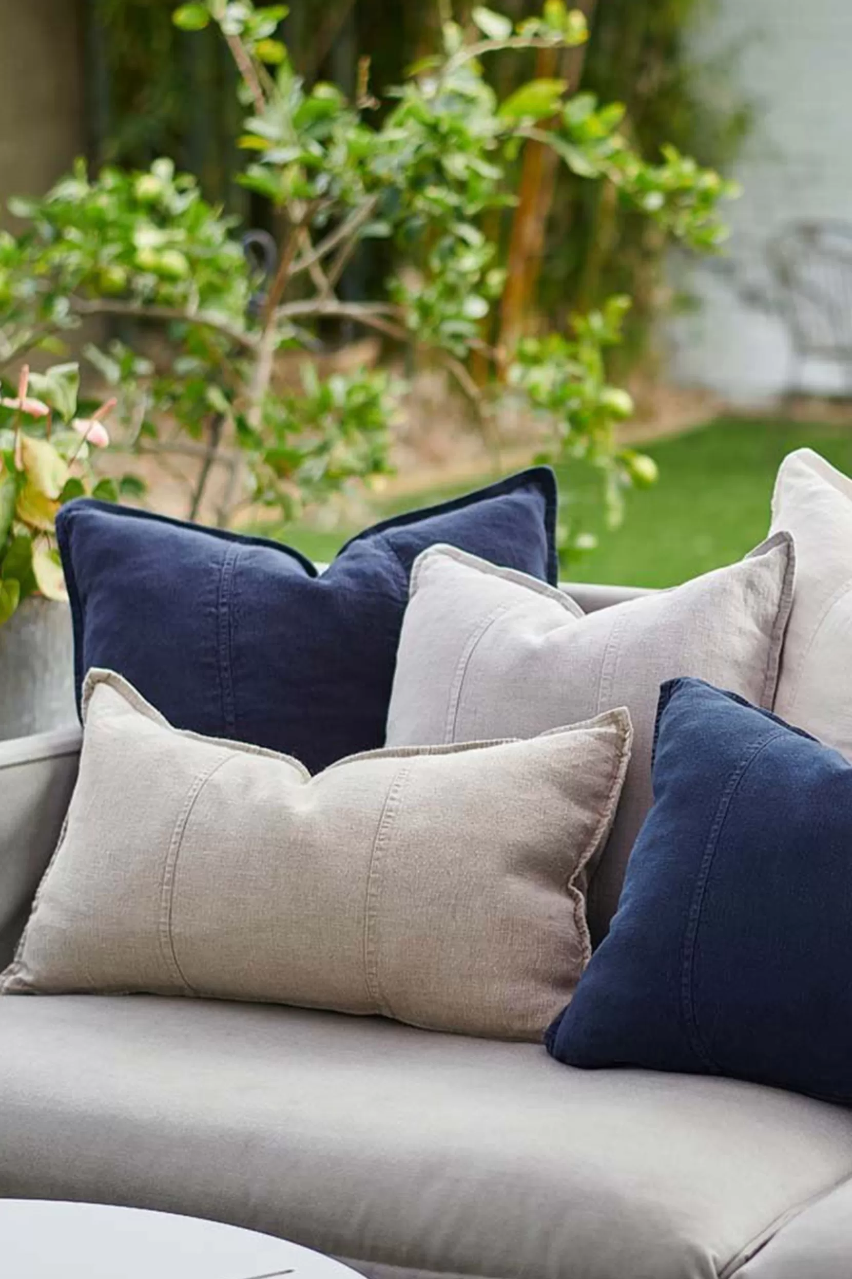 Sale Eadie Linen 40x60 N Cushions & Throws