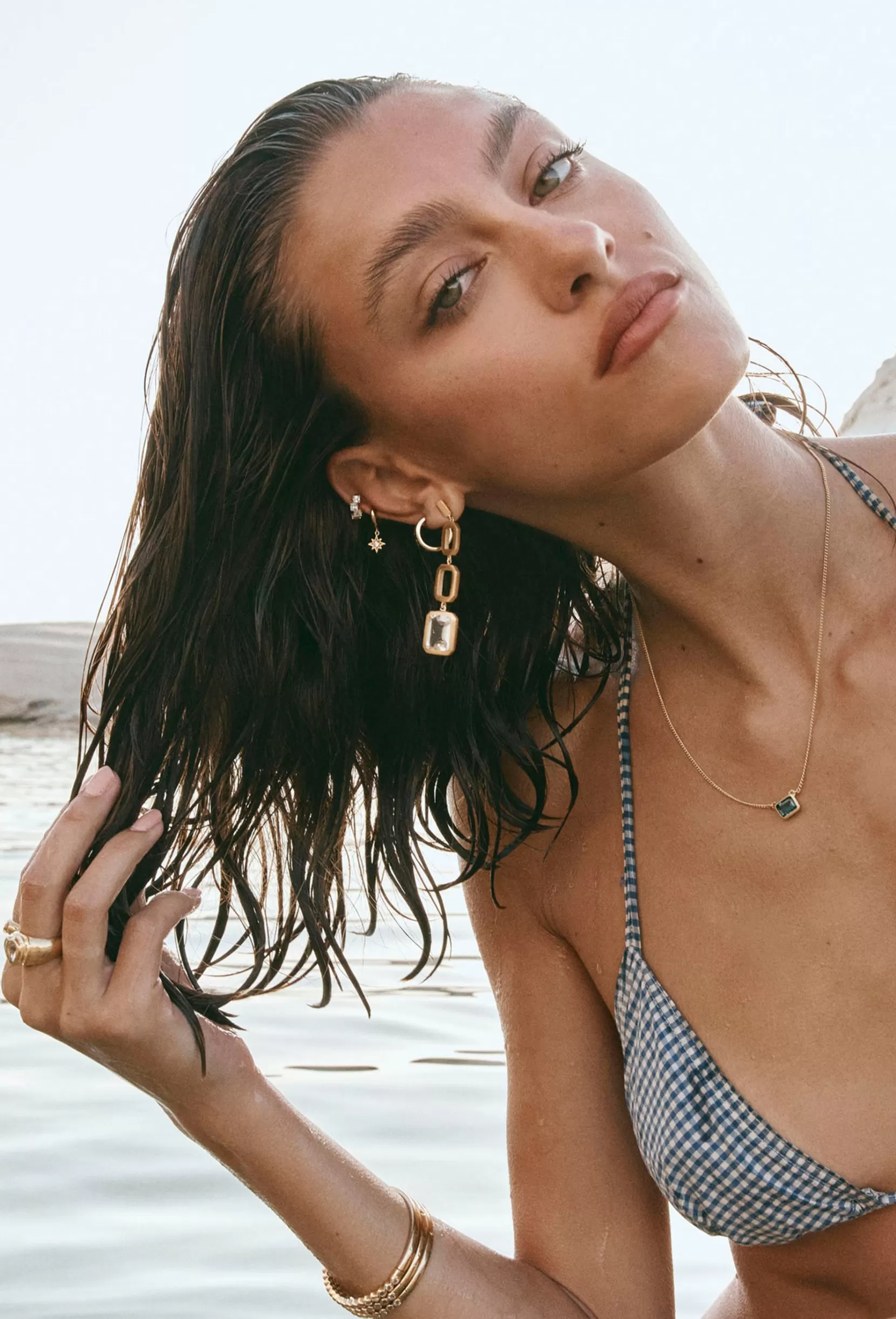Fashion Fairley Cluster Huggies - Earrings