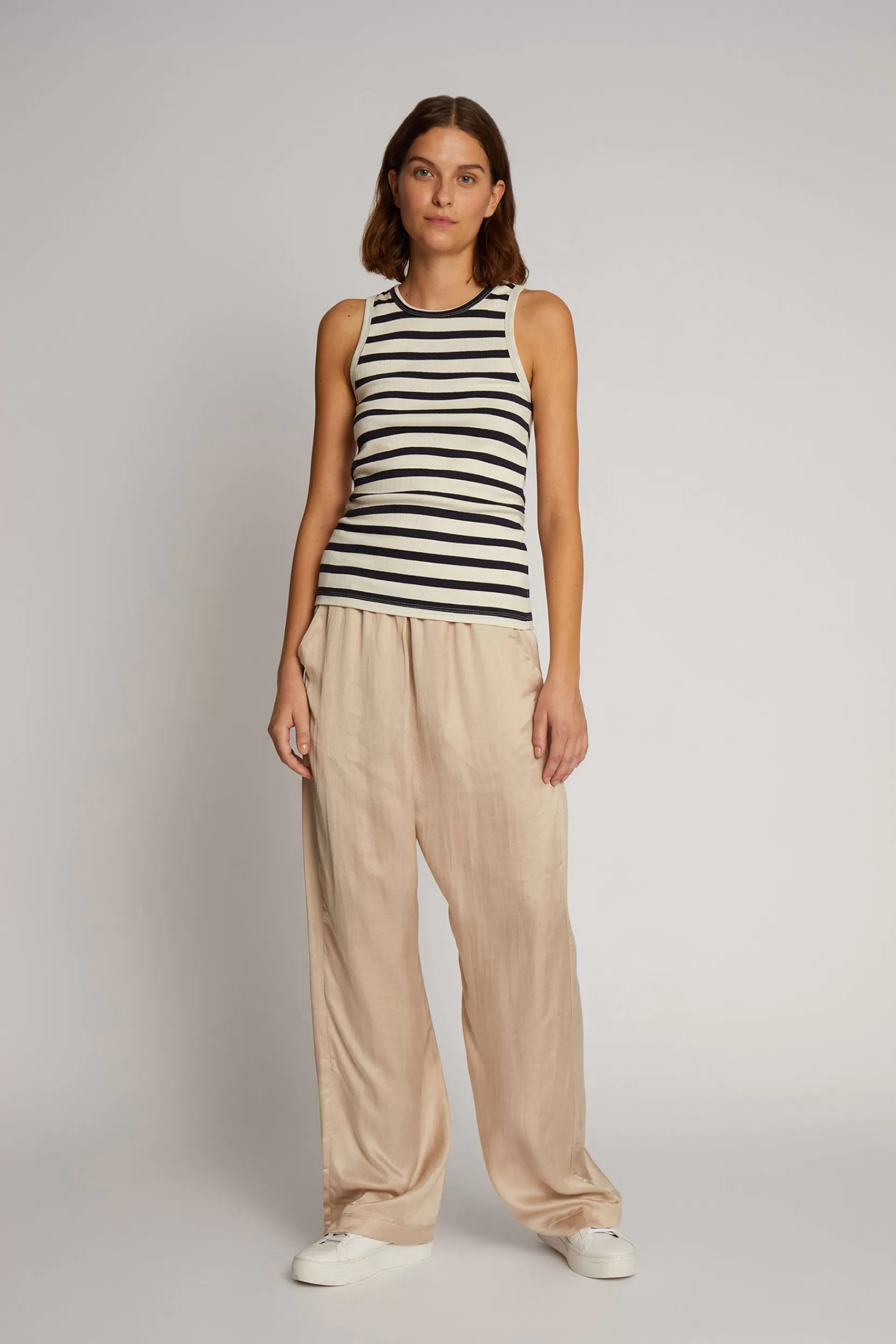 Online Munthe Ommei Vest - Tops